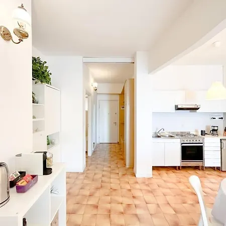 Apartment La Sul Mare - Free Parking - Wifi Varazze